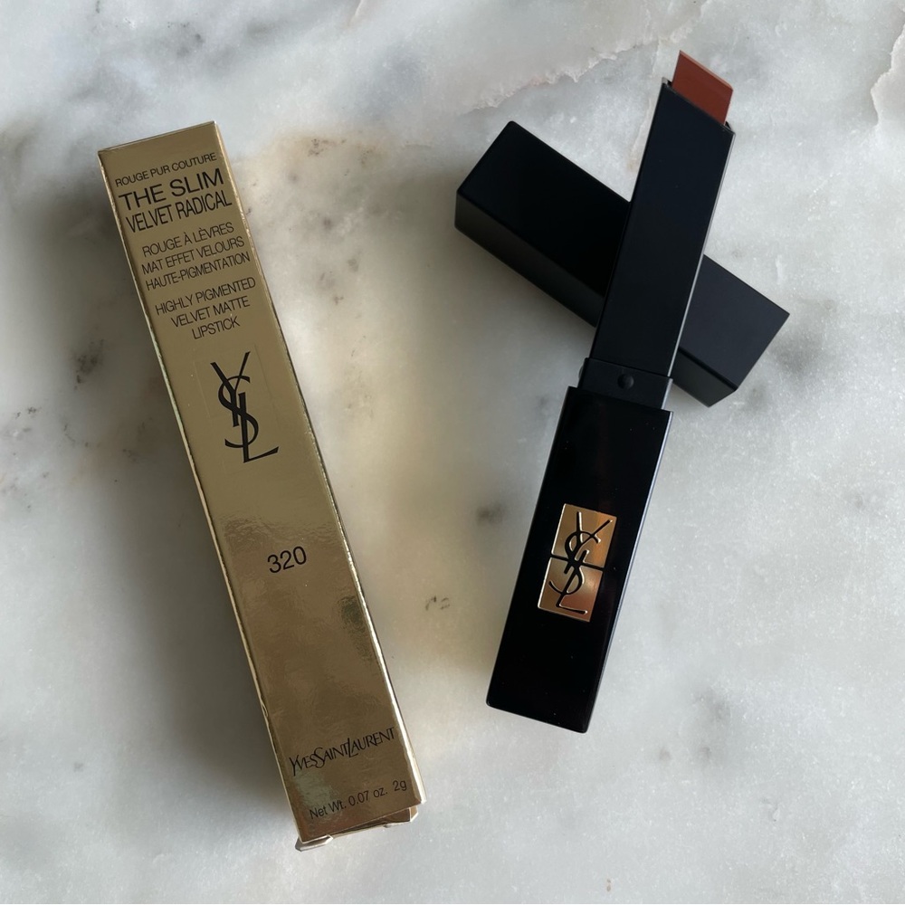NIB YSL the slim velvet radical in 320 + gift